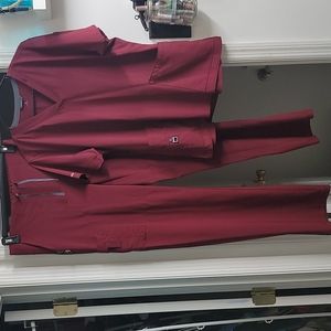 Carhartt Women's Burgundy Scrub Top and Pants Set